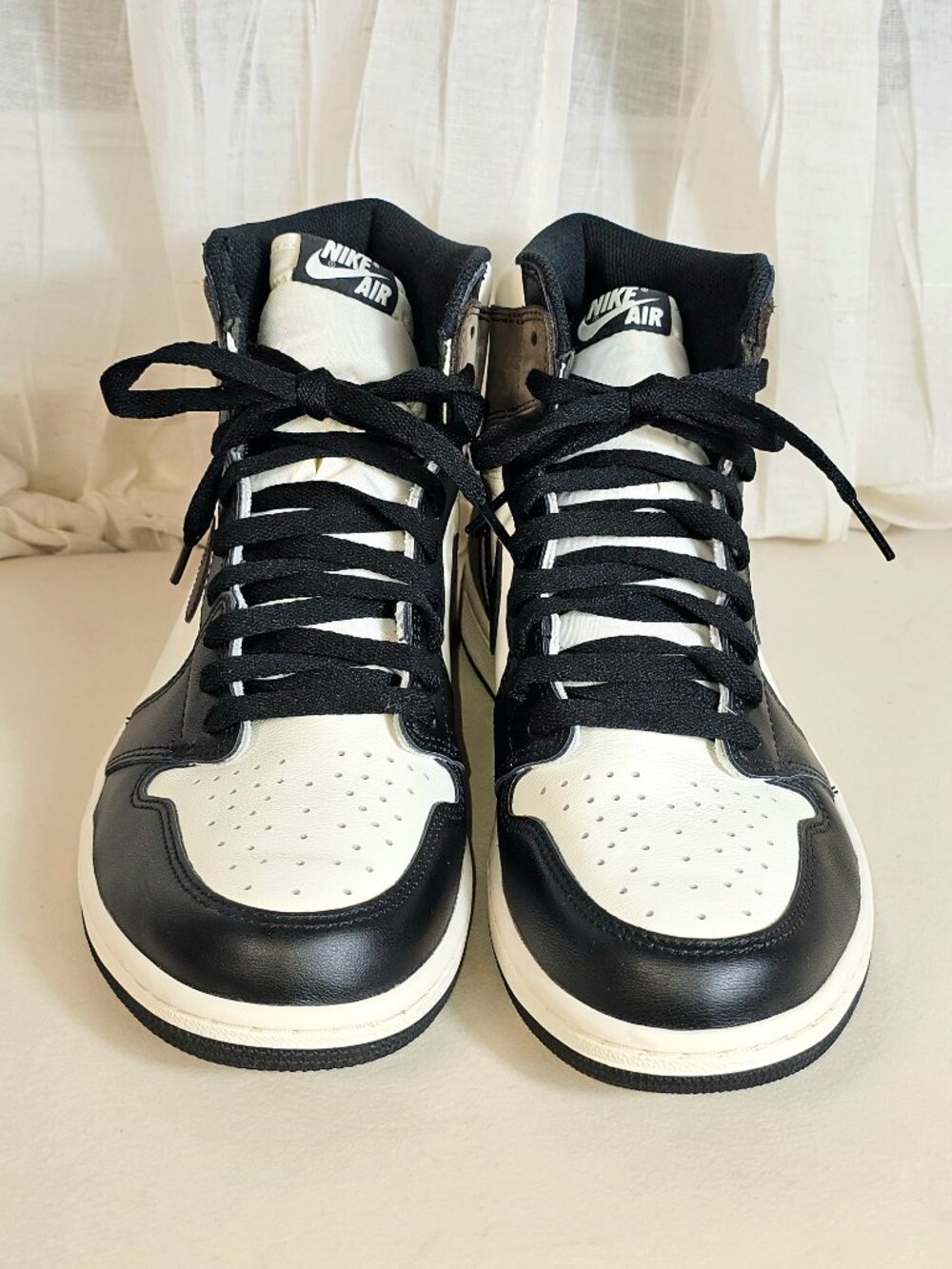 Nike Air Jordan 1 Retro High OG Dark Mocha Size 11 555088-105 GOAT Verified - Picture 4 of 16